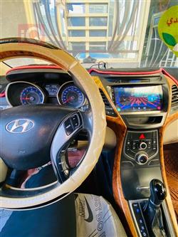 هیوندای ئەلەنترا